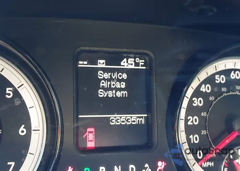 2021 Ram 1500 Classic Express 4X4 6'4 Box из США, поврежденный, VIN 1C6RR7FG6MS574341